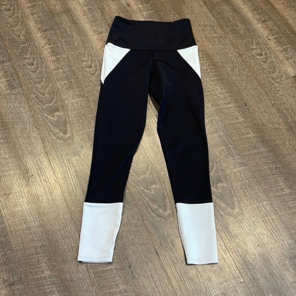 Onzie STRIDE leggings